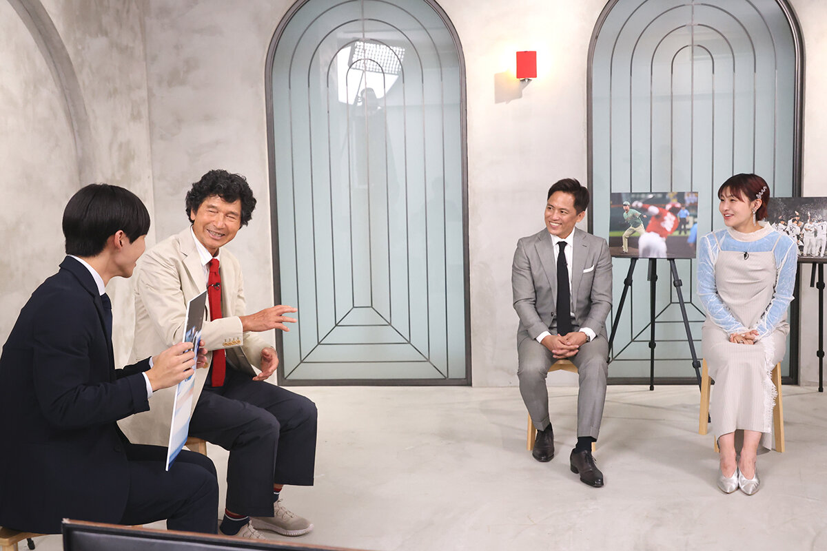 左から）秦令欧奈アナ、青木紘二、野村忠宏、村上佳菜子