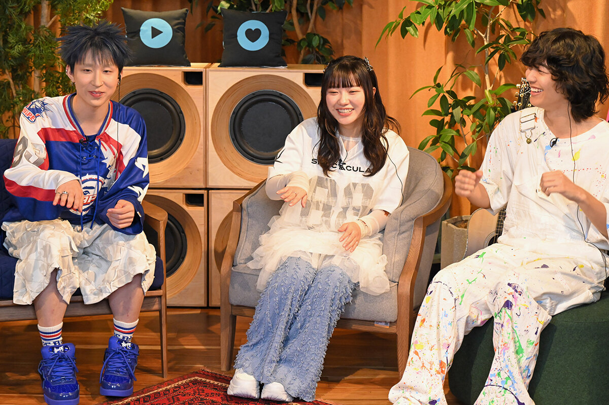 写真左から）MON7A、『ユイカ』、映秀。