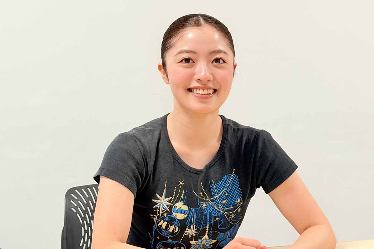 「幼い頃から見てきた大舞台の一員となれるようにがんばります」と柏原アナ（2026年10月・カンテレ）