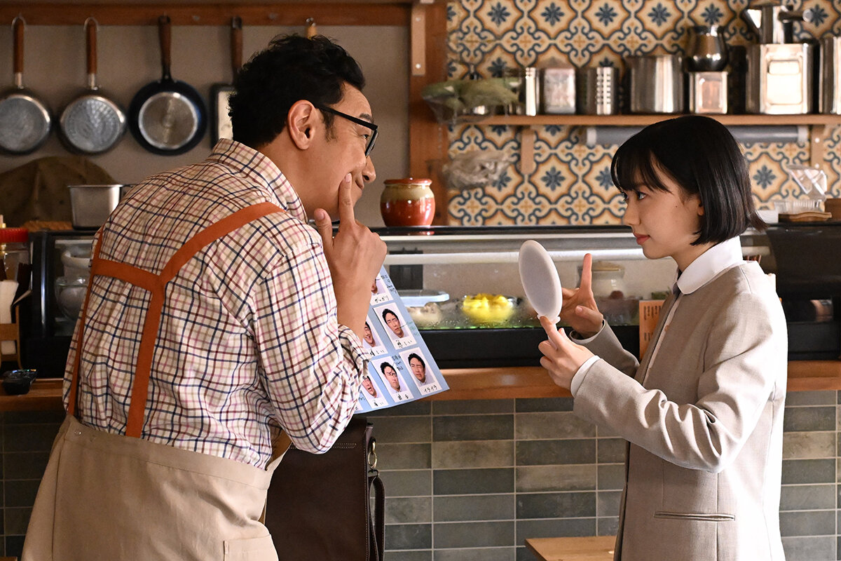 ドラマ『南田南弁護士は天才肌』第１話　角田晃広、芦田愛菜