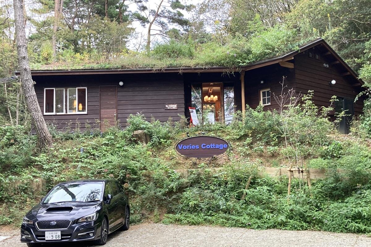 「Vories Cottage」でティータイムもおすすめです／「六甲山荘」（神戸市灘区）