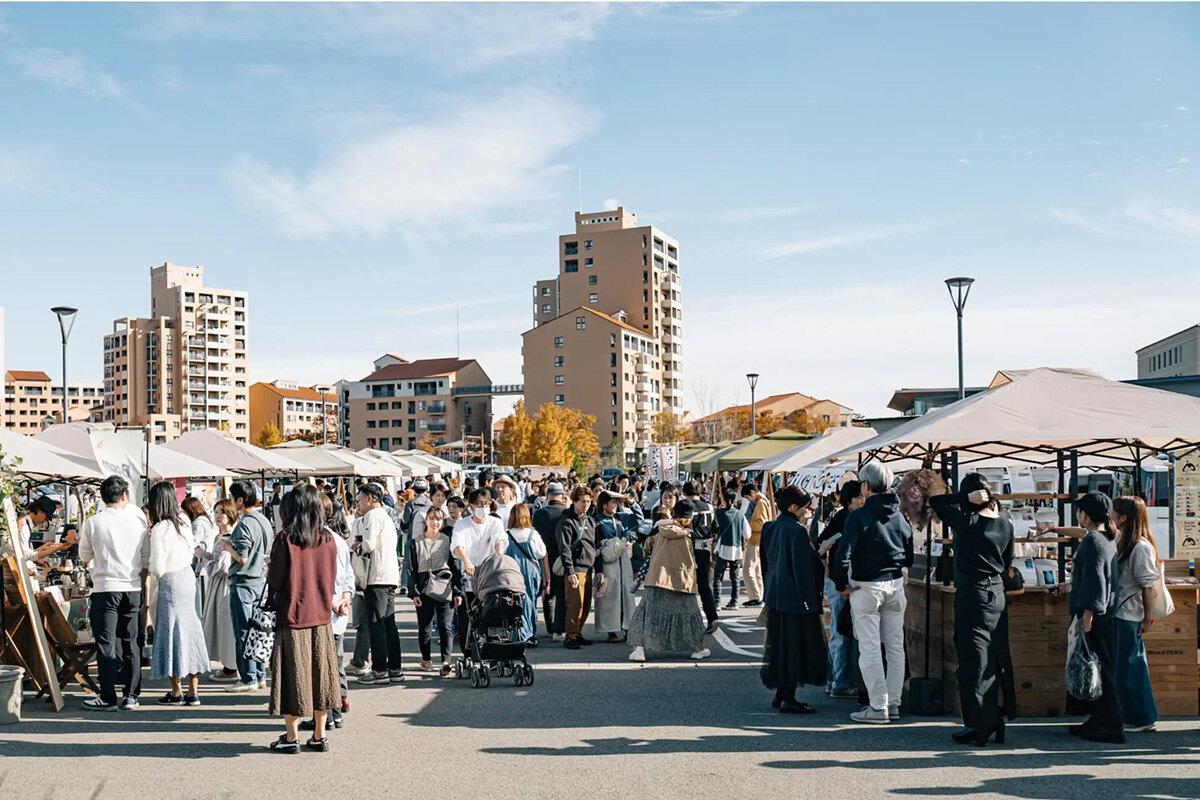 『三田コーヒーフェス 2024』の会場の様子（兵庫・三田市）