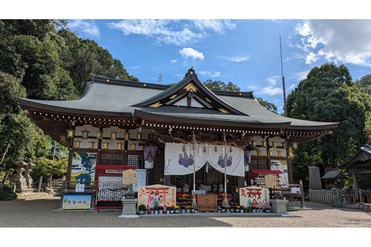 「恩智神社」（大阪府八尾市）の拝殿